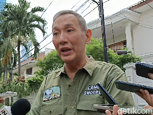 Jusuf Hamka Bahas Utang Negara dengan Mahfud: Mau Lapor KPK dan Class Action Jusuf Hamka Bahas Utang Negara dengan Mahfud: Mau Lapor KPK dan Class Action
