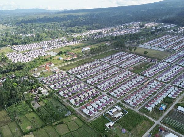 Potret Huntap Penyintas Erupsi Semeru yang Raih Rekor MURI