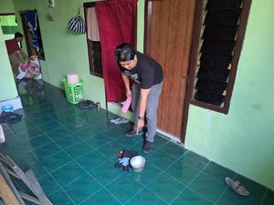 Sakit Hati di Balik Kenekatan Suami Siram Istri dan Anak dengan Air Keras Sakit Hati di Balik Kenekatan Suami Siram Istri dan Anak dengan Air Keras