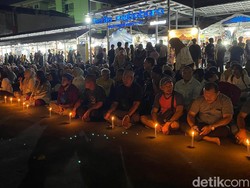 Dilarang Jualan di Selasar, Pedagang Teras Malioboro 2 Gelar Doa Bersama