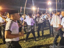 Pelajar Bondowoso Pecahkan Rekor MURI Seribu Penari Ojung