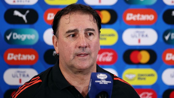 Soccer Football - Copa America 2024 - Final - Colombia Press Conference - Hard Rock Stadium, Miami Gardens, Florida, United States - July 13, 2024 Colombia coach Nestor Lorenzo during the press conference REUTERS/Agustin Marcarian
