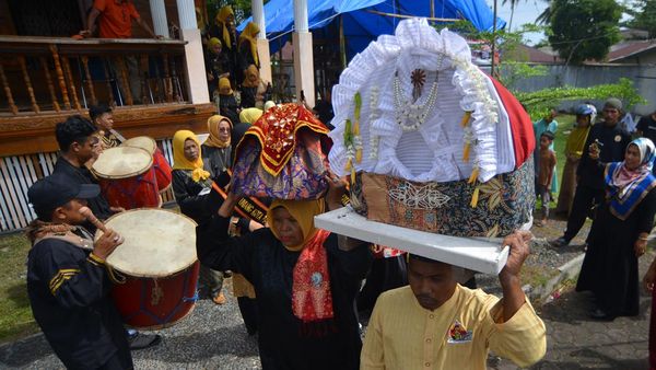 Menyelami Kesedihan Husain dalam Prosesi Maatam di Pariaman