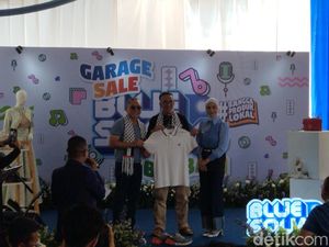 Donasi untuk Palestina, Zulhas Lelang Sepatu dan Kaus Kesayangan