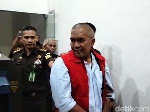 Eks Pj Bupati Bandung Barat Dieksekusi ke Lapas Sukamiskin Eks Pj Bupati Bandung Barat Dieksekusi ke Lapas Sukamiskin