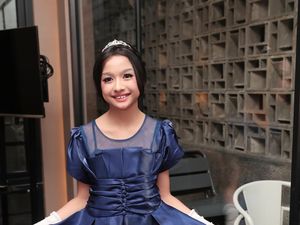 Kejutan di Ultah ke-10 Dealova Rachman yang Bikin Senyum Terus Kejutan di Ultah ke-10 Dealova Rachman yang Bikin Senyum Terus
