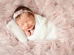 65+ Nama Bayi Perempuan Islami Lahir di Bulan Syawal Idul Fitri