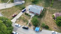 FBI Kepung Rumah Pelaku Penembakan Trump