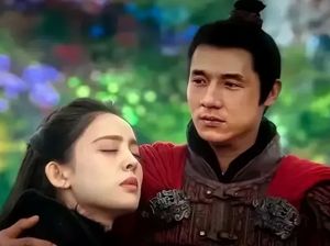 Fans Bingung Lihat Wajah Jackie Chan Jadi Muda Kembali