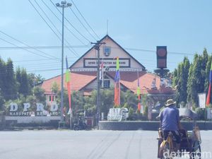 Ditahan di Arab Saudi, Supadi Tetap Diusulkan Dilantik Anggota DPRD Rembang Ditahan di Arab Saudi, Supadi Tetap Diusulkan Dilantik Anggota DPRD Rembang