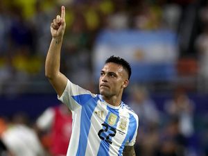 Lautaro Martinez Salip Rekor Gol Maradona di Timnas Argentina Lautaro Martinez Salip Rekor Gol Maradona di Timnas Argentina