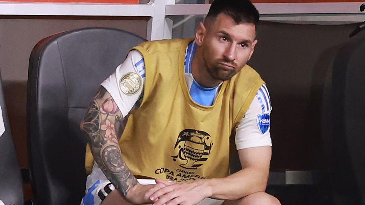 Lionel Messi cedera di final Copa America 2024 (Foto: Getty Images/Carmen Mandato)