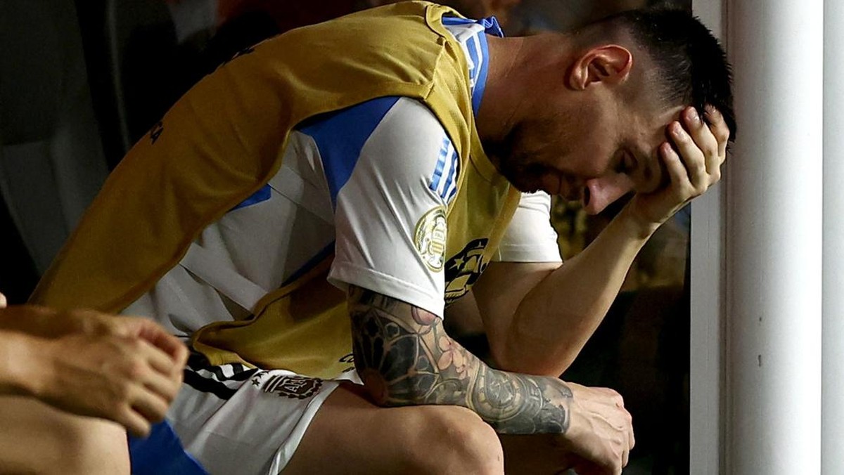 Lionel Messi dikritik eks Timnas Argentina. (Foto: REUTERS/Agustin Marcarian)