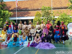 10 Contoh Tugas Cerpen Pengalaman MPLS 10 Contoh Tugas Cerpen Pengalaman MPLS