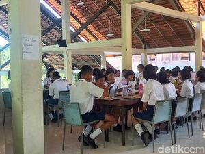 SMA Bali Mandara Kembali Berasrama, 150 Siswa Baru Ikuti MPLS SMA Bali Mandara Kembali Berasrama, 150 Siswa Baru Ikuti MPLS