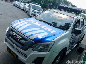 Operasi Patuh Jaya, E-TLE Mobile Tindak Pelanggar di Pasar Minggu