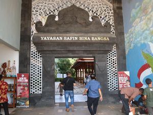 Sekolah Sepakbola Safin Pati: Cetak Bintang Tak Harus Korbankan Akademik