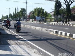 Respons Warga soal Puluhan Bukaan Separator Ilegal di Ring Road Ditutup
