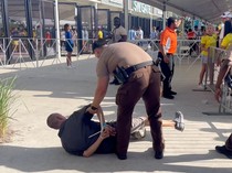 Kekacauan di Luar Stadion Final Copa America: Polisi & Penonton Bersitegang