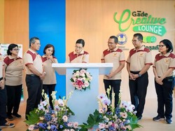 Sri Mulyani Resmikan The Gade Creative Lounge di PKN STAN
