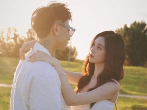 Marak Pembalut Daur Ulang, Eks Member EXO Bikin Pabrik Sendiri Demi Istri Marak Pembalut Daur Ulang, Eks Member EXO Bikin Pabrik Sendiri Demi Istri