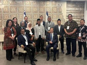 Unusia Nyatakan Dosen yang Temui Presiden Israel Langgar Etik dan Mundur Unusia Nyatakan Dosen yang Temui Presiden Israel Langgar Etik dan Mundur
