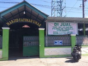 Fakta-fakta Masjid Fatimah Umar Makassar Viral Dijual Pemiliknya Rp 2,5 M Fakta-fakta Masjid Fatimah Umar Makassar Viral Dijual Pemiliknya Rp 2,5 M