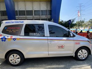 Menjajal Angkot AC di Depok, Terminal Jatijajar-Depok Baru Ditempuh 35 Menit