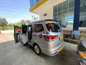 Pengelola Angkot AC Dapat Keluhan Kaca Terlalu Gelap, Janji Segera Ganti