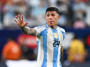 De Paul Sembur Pemain-pemain Chelsea yang Unfollow Enzo Fernandez