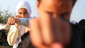 Gadis-gadis Gaza Dilatih Tinju