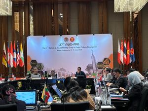 Hari Kedua 27th ASOF Bahas Pengembangan Hasil Hutan di Negara ASEAN Hari Kedua 27th ASOF Bahas Pengembangan Hasil Hutan di Negara ASEAN