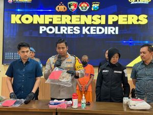Sesal Suami Asal Magelang Siram Istri-Anak dengan Air Keras di Kediri Sesal Suami Asal Magelang Siram Istri-Anak dengan Air Keras di Kediri