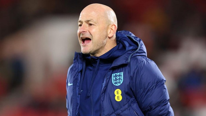NOTTINGHAM, ENGLAND - OCTOBER 12: Lee Carsley, Manager of England U21 gives the team instructions during the UEFA U21 EURO Qualifier match between England and Serbia at City Ground on October 12, 2023 in Nottingham, England. (Photo by Matt McNulty - The FA/The FA via Getty Images)