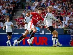 Performa MU Diprediksi Lebih Apik dari Arsenal Performa MU Diprediksi Lebih Apik dari Arsenal