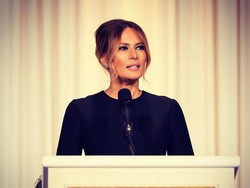 Beda dengan Suaminya, Melania Trump Dukung Hak Aborsi