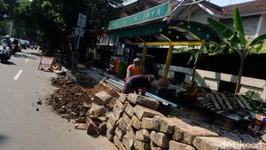 Potret Penataan Trotoar Jalan Wijaya 1 Jaksel