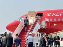 Jokowi Bertolak ke Abu Dhabi untuk Bertemu Presiden MBZ