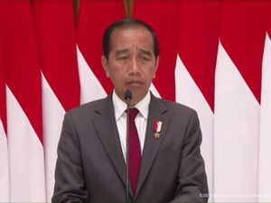 Raut Wajah & Nada Suara Jokowi Berubah Saat Jawab Kabar Beli BBM Subsidi Dibatasi Raut Wajah & Nada Suara Jokowi Berubah Saat Jawab Kabar Beli BBM Subsidi Dibatasi