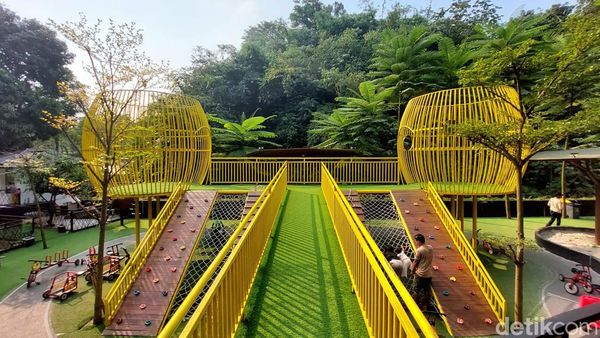Foto: Playground Seru di Tangsel yang Ada Mini Zoonya