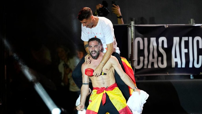 MADRID, SPAIN - JULY 15: Dani Carvajal and Alvaro Morata during the celebration of Spain Team at Cibeles Palace of Madrid after winning the Eurocup 2024 against England on July 15, 2024 in Madrid, Spain. (Photo By Oscar J. Barroso/Europa Press via Getty Images)