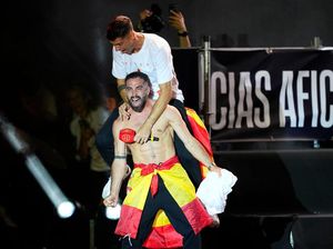 Morata Panggil Carvajal Sambil Ledek Jamal Musiala