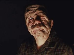 Transformasi Sebastian Stan di A Different Man