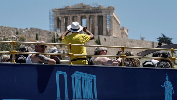 Acropolis Ditutup Imbas Gelombang Panas Landa Yunani