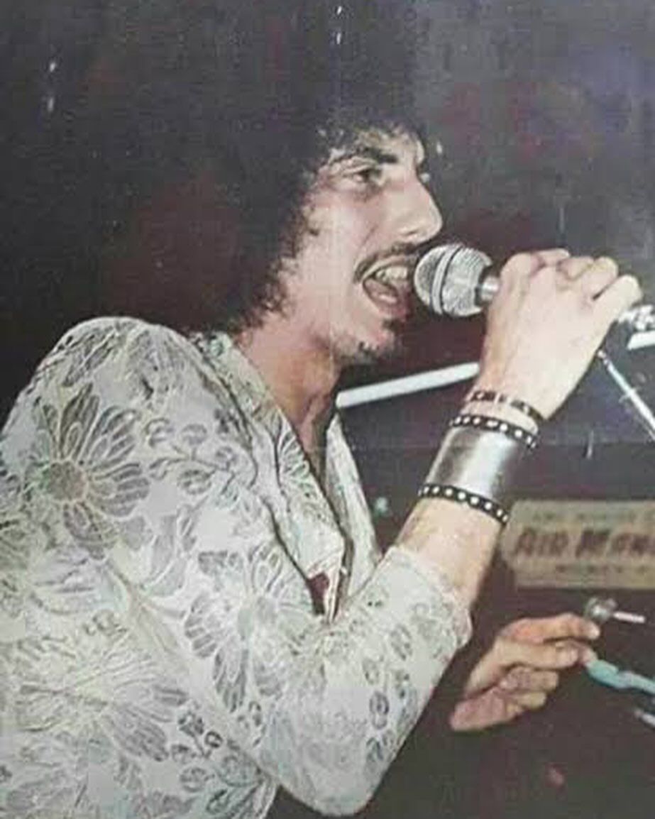 Genap Berusia 78 Tahun, 7 Foto Masa Muda Ahmad Albar Legenda Rock ...