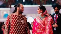 7 Potret Mesra Anant Ambani & Radhika Merchant di Pernikahan Berbiaya Rp 9,7 T