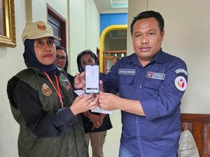 Bawaslu Maluku Temukan 220 KK di 3 Kabupaten Tak Ditempeli Stiker Coklit Bawaslu Maluku Temukan 220 KK di 3 Kabupaten Tak Ditempeli Stiker Coklit