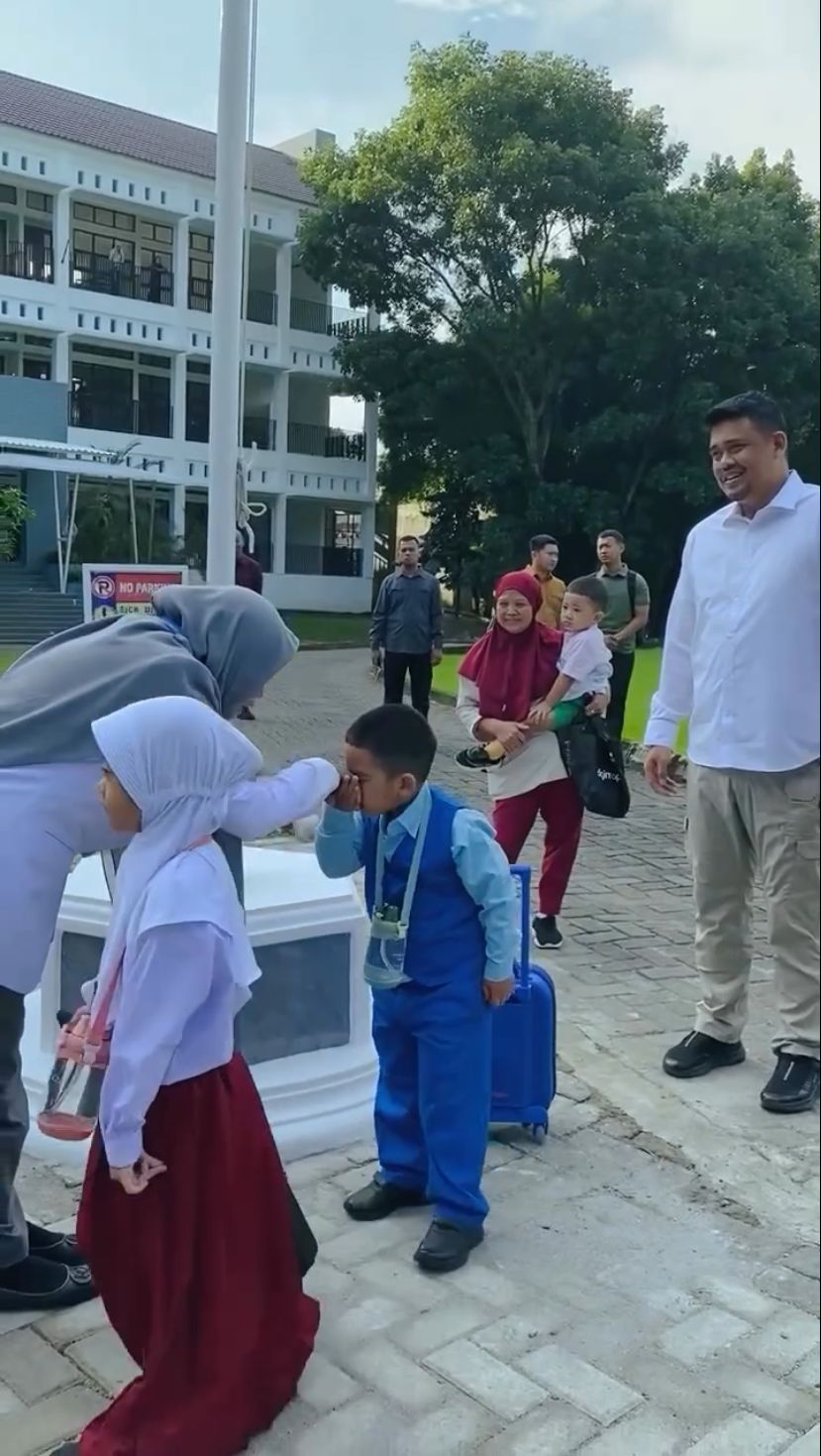 Bobby Nasution dan Kahiyang Ayu