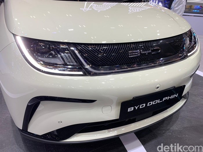 BYD Dolphin dan BYD Atto 3 model paling murah meluncur di GIIAS 2024