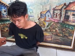 Deni Ditangkap Usai Curi HP Warga yang Sedang Tidur di Masjid Agung Palembang